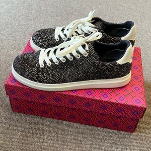NWT TORY BURCH HOWELL COURT SPOTTED HAIRCALF NAPPA LEATHER SNEAKERS SHOES 7.5